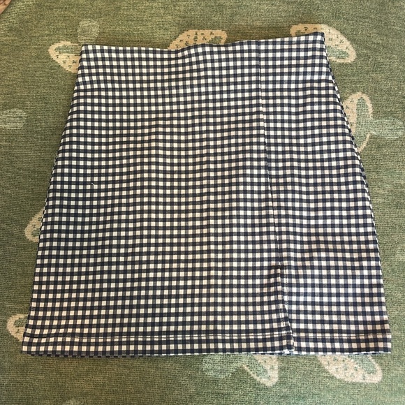 Boutique skirt - Picture 2 of 8